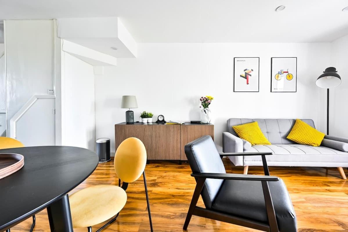 Apartment Spacious 2 Bed Duplex - Zone 1 - Workspace London